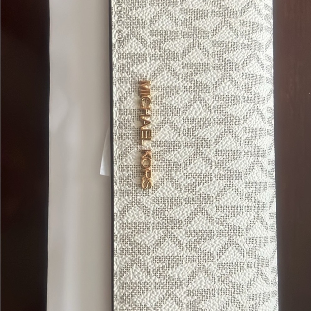 Michael Kors Beige and Gold Patterned Wallet